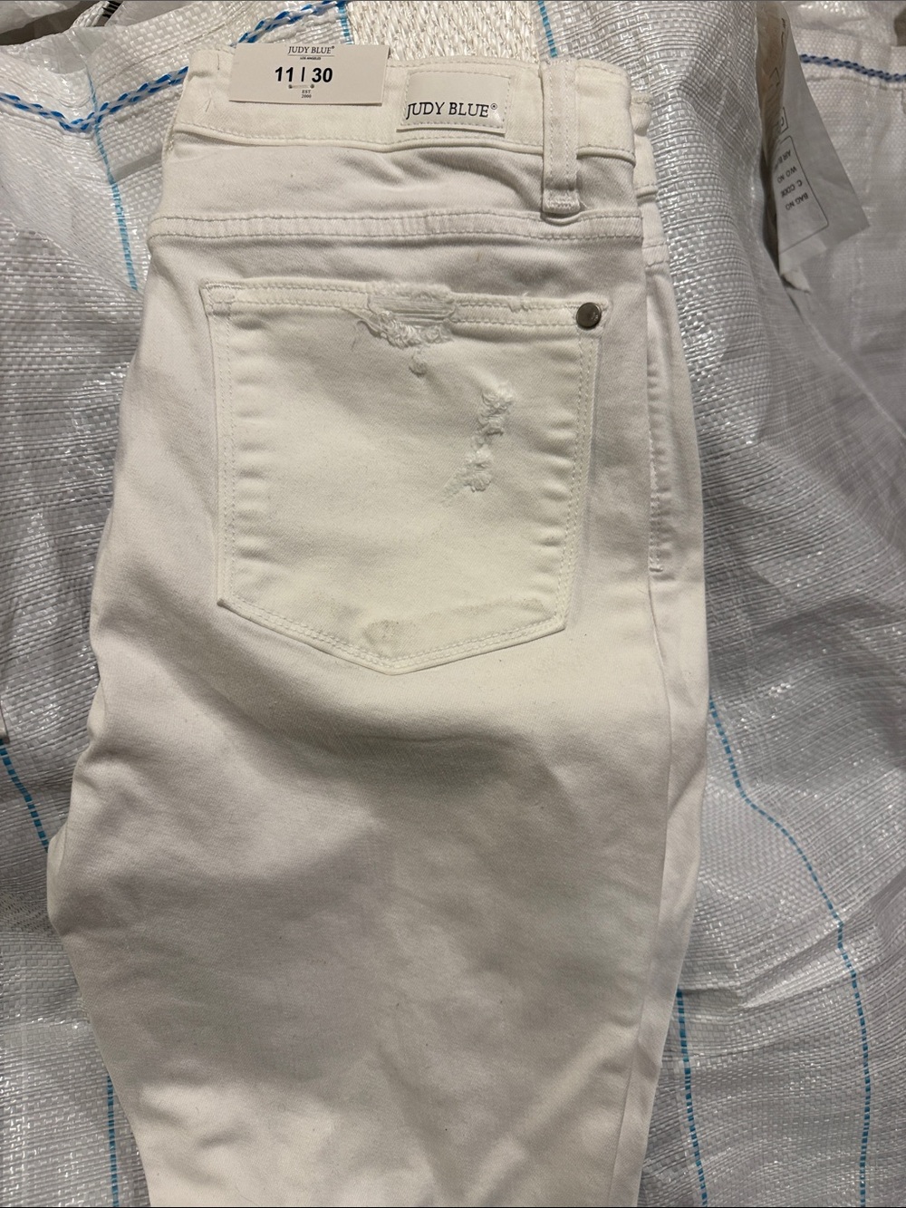 Judy Blue women’s White Skinny Jeans - Distressed Back Pocket